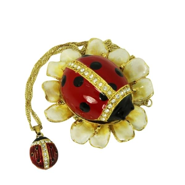 BLOOMING LADYBUG - PoP x HoyPoloi Gallery