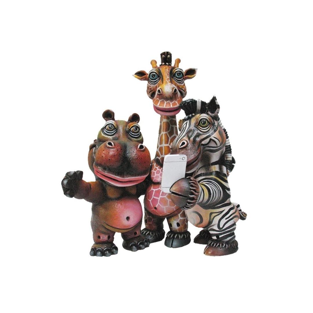 SELFIE - PoP x HoyPoloi Gallery